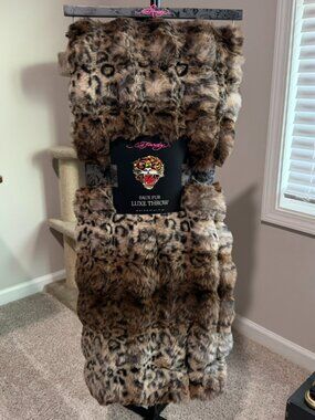 Ed Hardy Ombre Leopard Print Faux Fur Luxe Plush Throw Blanket 50"x70"